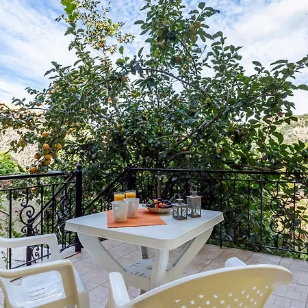 Maison d'hôtes Eros Appartments