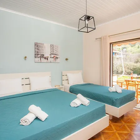 بيت ضيافة Eros Appartments 3*