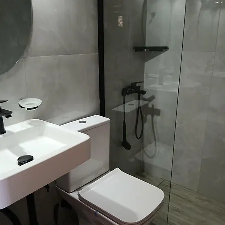 Maison d'hôtes Eros Appartments 3*