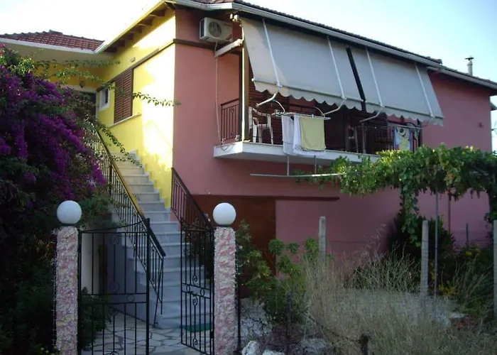 Eros Appartments Kalamítsi