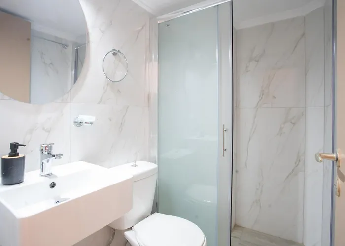 بيت ضيافة Eros Appartments