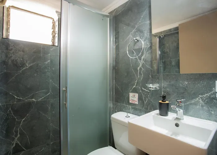 بيت ضيافة Eros Appartments 3*